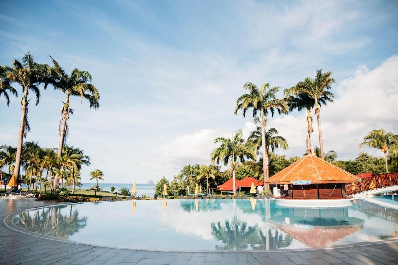 Au Beau Village Studio Avec Piscine Magnifique 圣吕斯 外观 照片